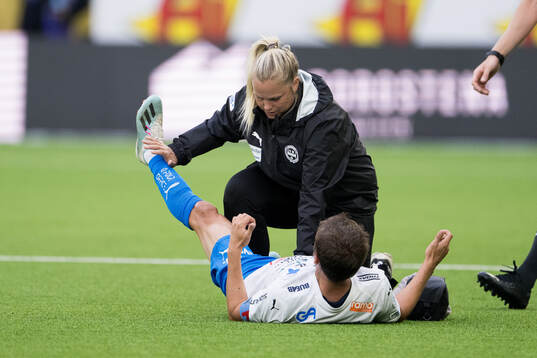 Värnamos Simon Thern har ont och får vård