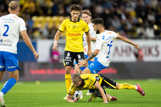 Elfsborgs Simon Hedlund och Värnamos Noah Shamoun