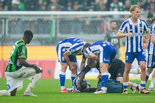 IFK Göteborgs Saidou Alioum Moubarak får vård