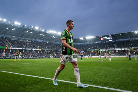 GAIS Oskar Ågren blir utbytt