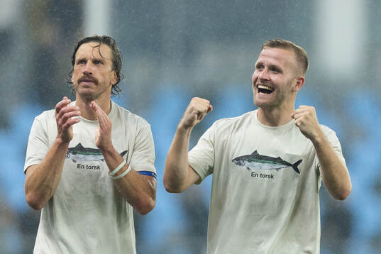 IFK Göteborgs Gustav Svensson och Jonas Bager jublar