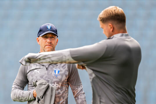 Head coach Henrik Rydström