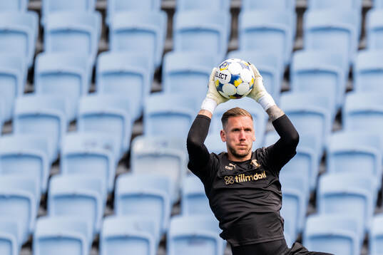 Goalkeeper Robin Olsen