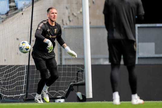 Goalkeeper Robin Olsen