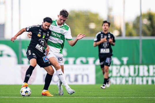 Örebros Simon Amin och Västerås Mikkel Ladefoged