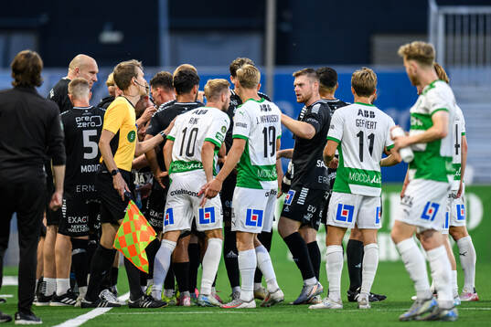 Västerås Jonathan Ring och Örebros Dino Salihovic