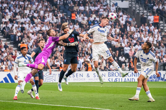 goalkeeper Dominik Kotarski of FC Copenhagen and Jens