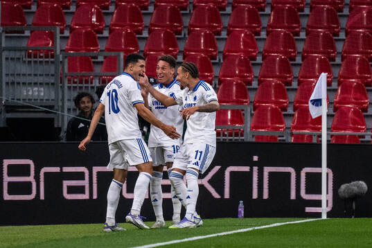 Mohamed Elyounoussi, Robert and Jordan Larsson of FC