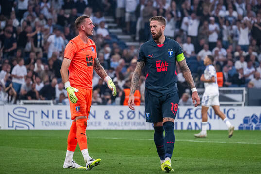 Goalkeeper Robin Olsen and Pontus Jansson of Malmö FF look