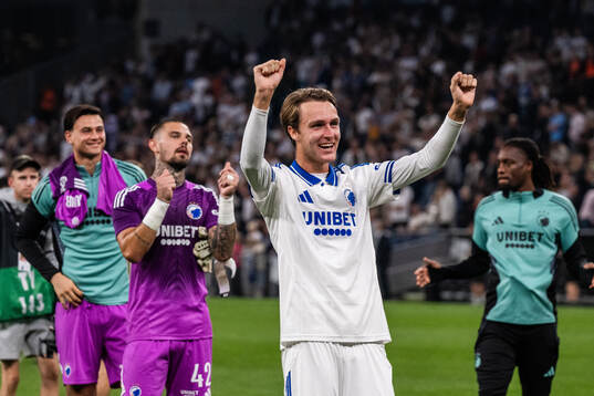 William Clem of FC Copenhagen celebrates with team mates