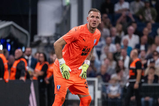 goalkeeper Robin Olsen of Malmö FF