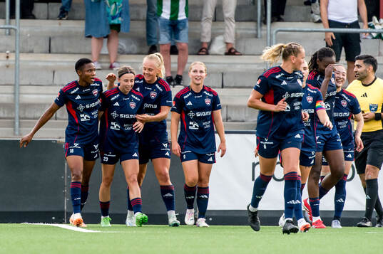 Rosengårds Anam Imo jublar