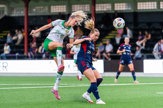 Hammarbys Ellen Wangerheim och Rosengårds Hanna Andersson