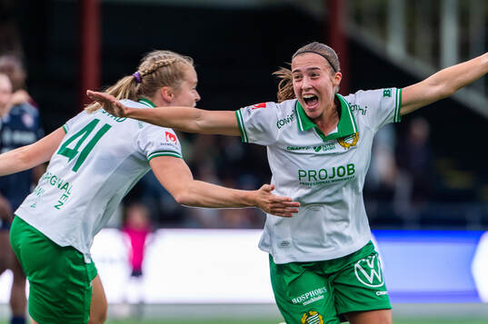 Hammarbys Vilma Emilia Koivisto jublar