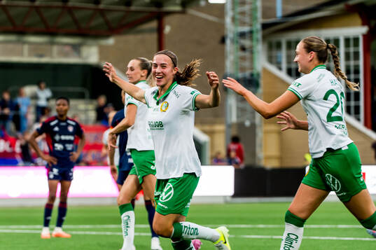 Hammarbys Vilma Emilia Koivisto jublar