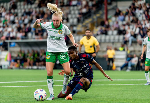 Hammarbys Emilie Joramo och Rosengårds Halimatu Ayinde