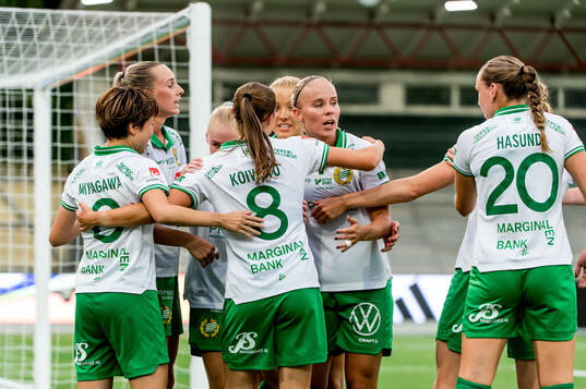 Hammarbys Vilma Emilia Koivisto jublar