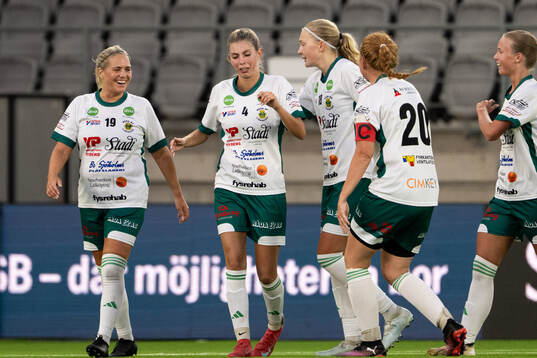 Rådas Emmy Jondell jublar