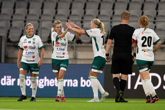 Rådas Emmy Jondell jublar