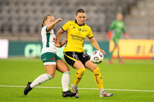 Rådas Felicia Ljung och Elfsborgs Hedvig Petersson