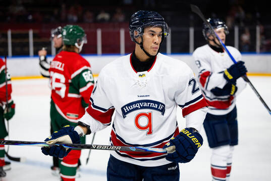 HV71s Jonathan Ang