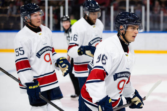 HV71s Nikola Pasic deppar