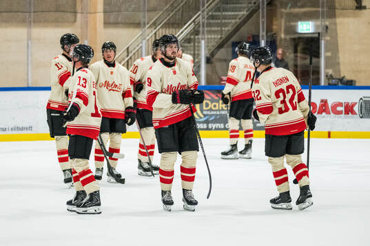 Malmö Redhawks Seth Barton deppar