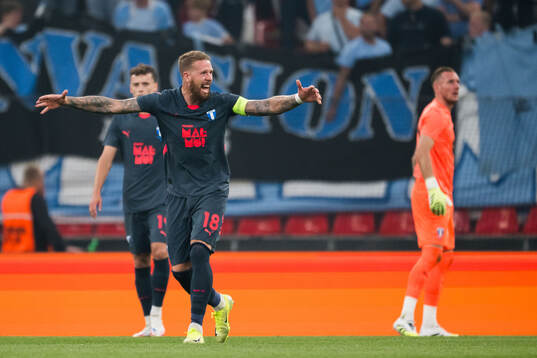Pontus Jansson of Malmö FF reacts