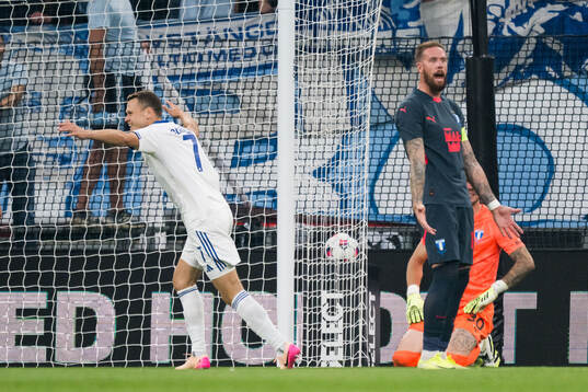 Viktor Claesson of FC Copenhagen celebrates