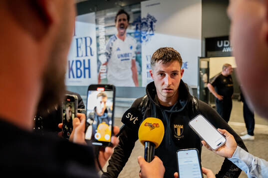 Lasse Berg Johnsen of Malmö FF is being interviewed