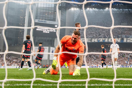 Goalkeeper Robin Olsen of Malmö FF looks dejected