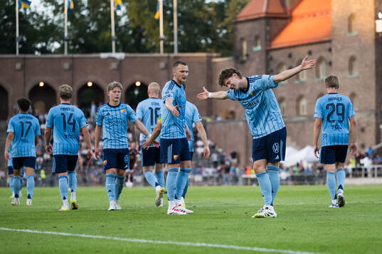 Djurgårdens August Priske Flyger jublar