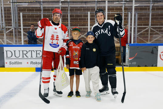 Matchens lirare Timrås Anton Lander och Brynäs Jakob