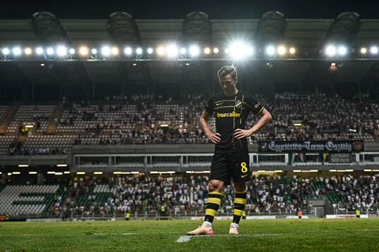 Bläddra bland fler bilder av Football, UEFA Conference League Qualifier, Györi ETO - AIK