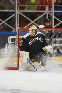 Brynäs målvakt Collin Delia