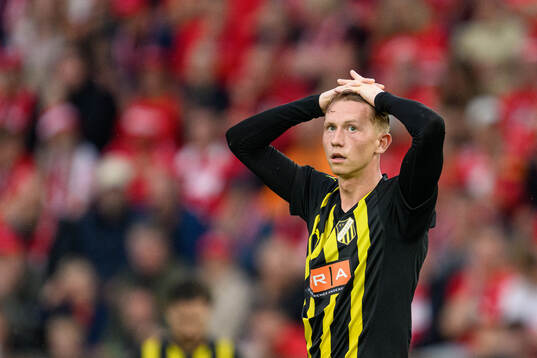 Julius Lindberg of Häcken looks dejected