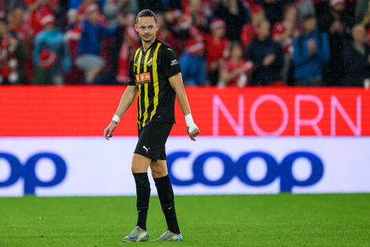 Amor Layouni of Häcken looks dejected