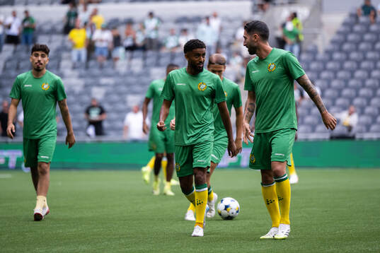 Tesfaldet Tekie and Nahir Besara of Hammarby