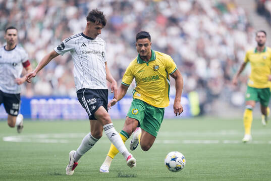 Thomas Nemcik of Rosenborg and Jusef Erabi of Hammarby