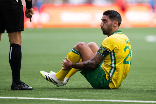 Nahir Besara of Hammarby in pain