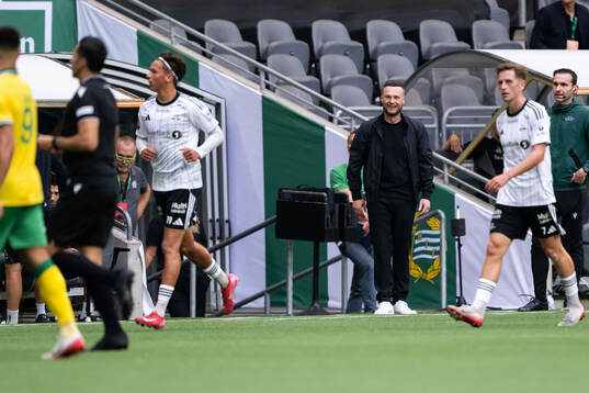 Head coach Kim Hellberg of Hammarby