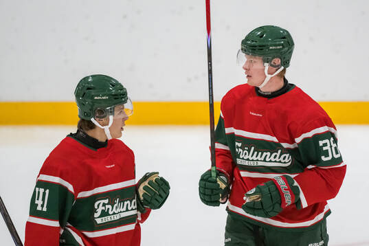 Frölundas Ivar Stenberg och Oskar Wahlberg