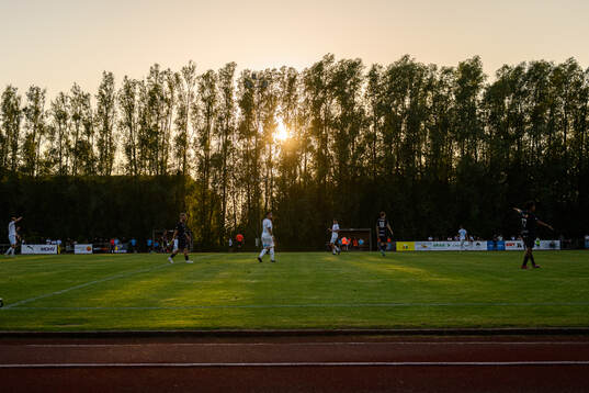 Bläddra bland fler bilder av Fotboll, division 3 Södra Götaland, Staffanstorp - Bosnien Hercegovia SK