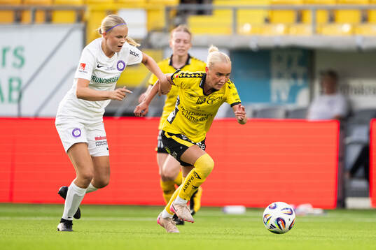 Jitexs Thelma Alexandersson och Elfsborgs Tea Skoglund