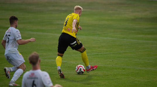 IFK Hässleholms Alexander Sjöström gör 2-0 i matchens i