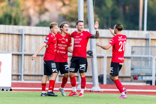 Trelleborgs Hugo Engström jublar