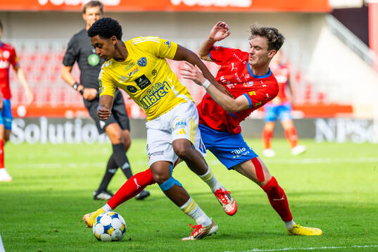 Helsingborgs Alexander Johansson och Falkenbergs Seif Ali