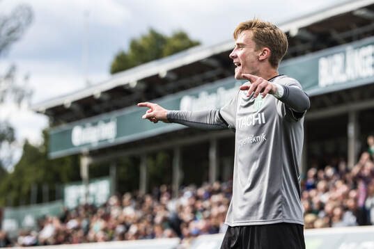 Västerås Karl Gunnarsson jublar