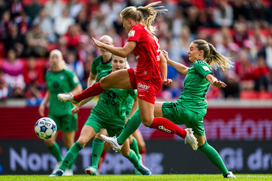 Amalie Vevle Eikeland of Brann missing a chance to score