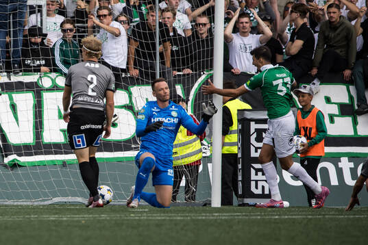 Västerås målvakt Anton Fagerström deppar